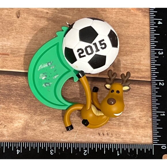 2015 HALLMARK KEEPSAKE ORNAMENT QG01409 SOCCER STAR - Picture 4 of 5